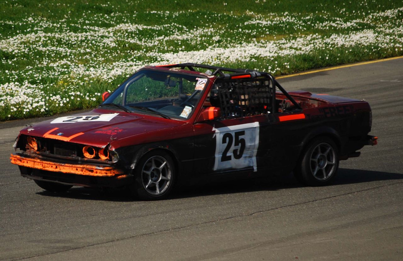 Illustration for article titled The Top 147 Lemons of the Sears Pointless 24 Hours of LeMons